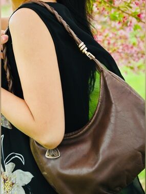 Vintage Morris Moskowitz Brown Genuine Leather Shoulder Slouchy Hobo Bag Charm